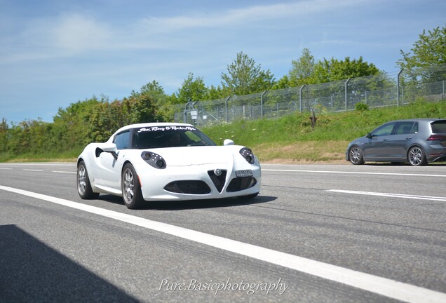 Alfa Romeo 4C Coupé