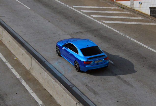 Audi RS5 B8 2012