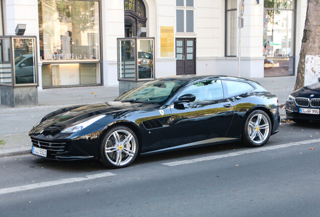 Ferrari GTC4Lusso