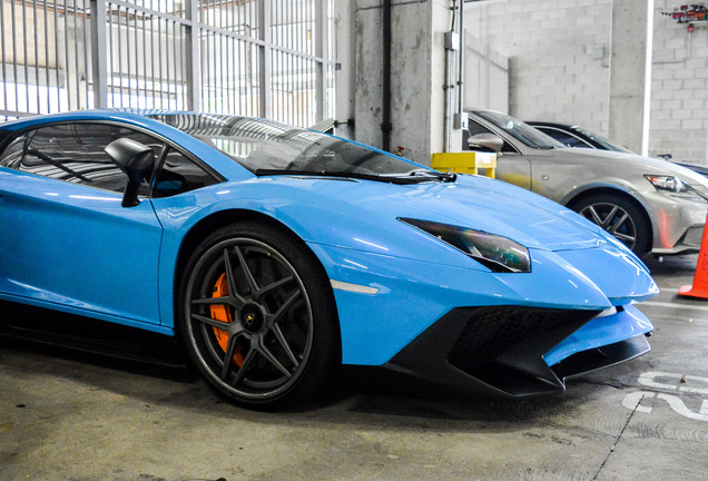 Lamborghini Aventador LP750-4 SuperVeloce