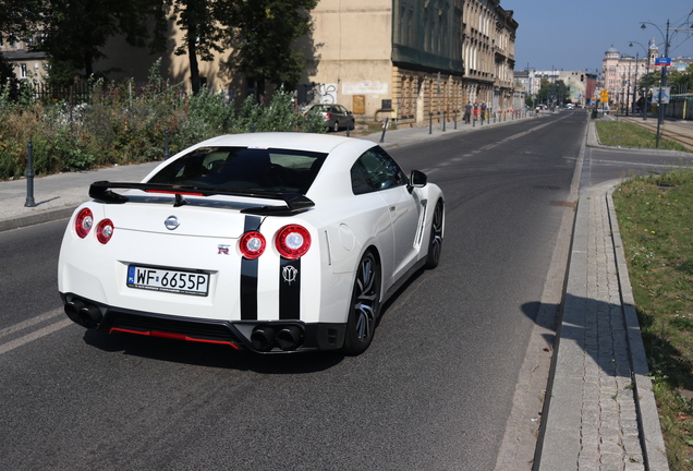 Nissan GT-R 2014