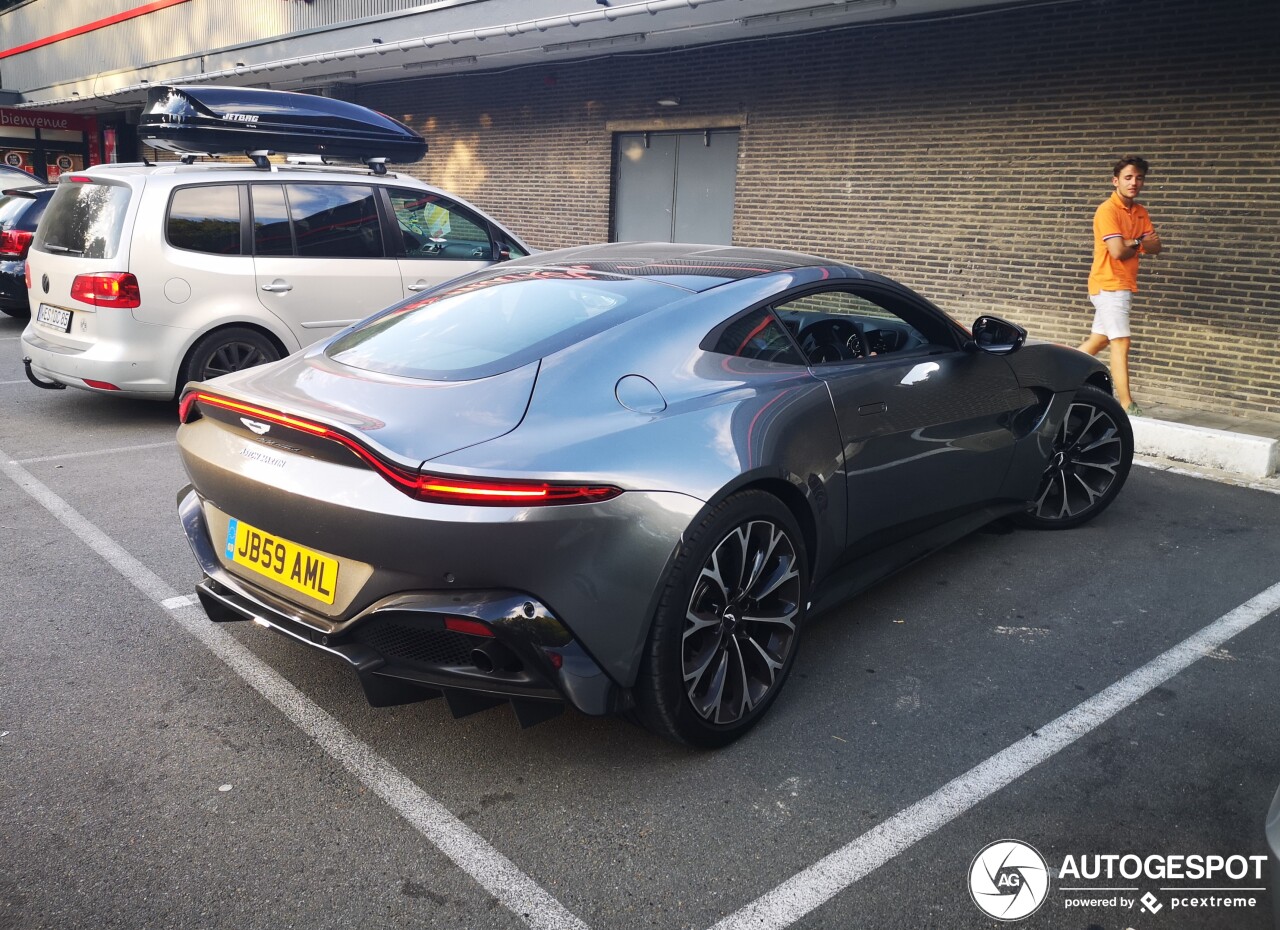 Aston Martin V8 Vantage 2018