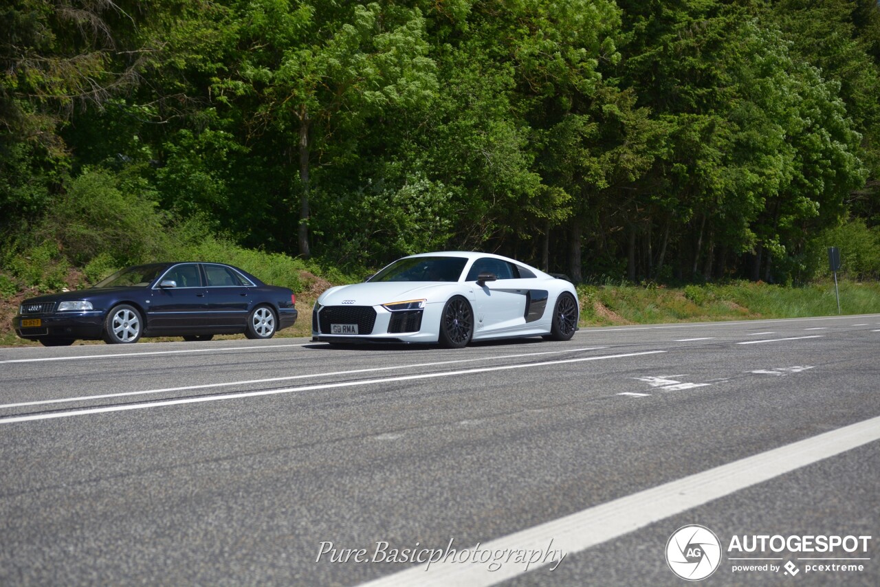 Audi R8 V10 Plus 2015