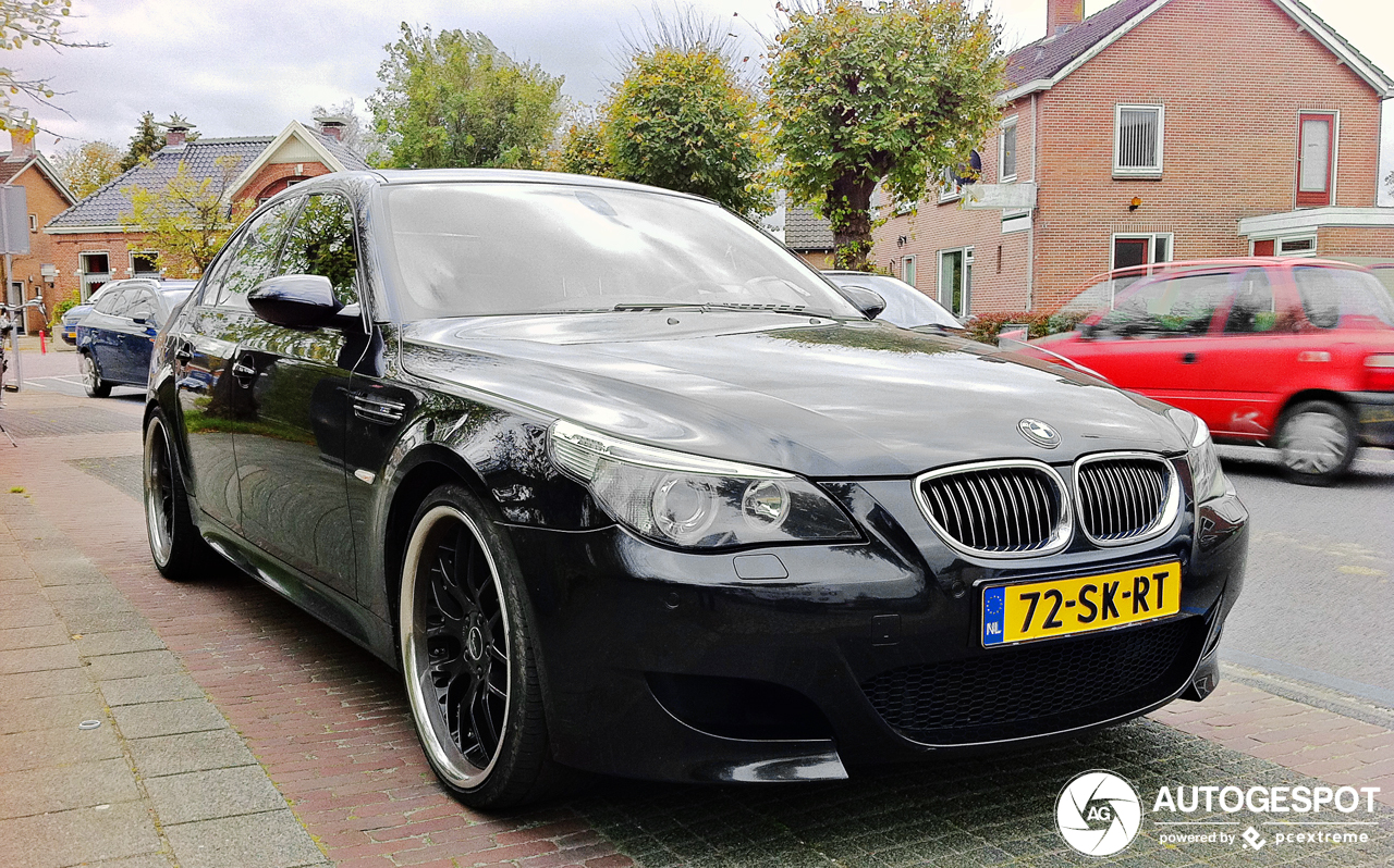 BMW M5 E60 2005