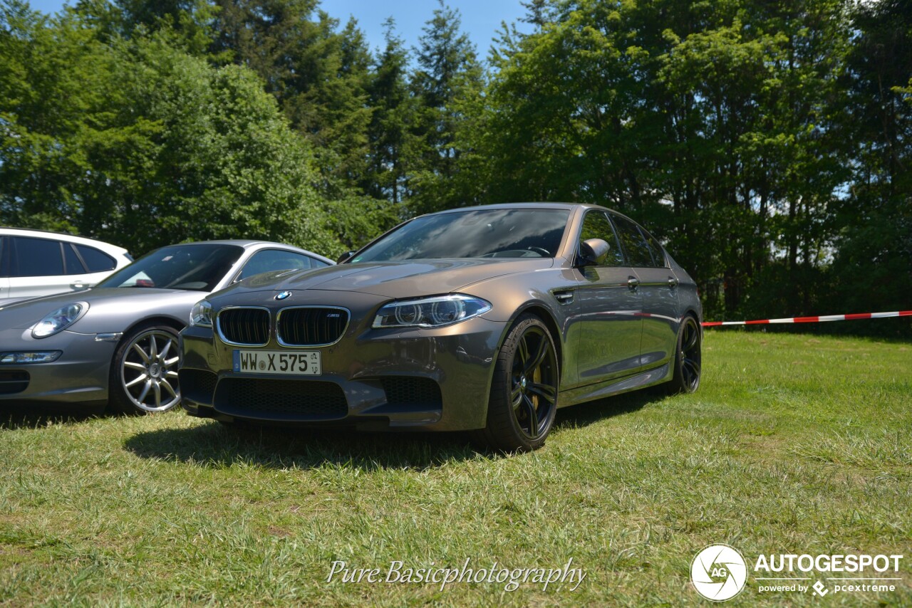 BMW M5 F10 2014