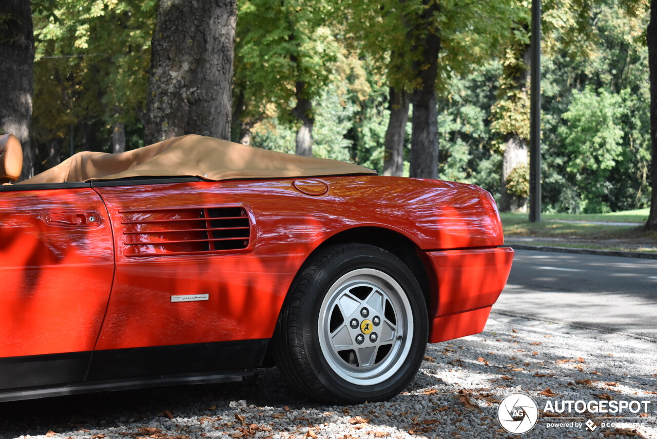 Ferrari Mondial T Cabriolet