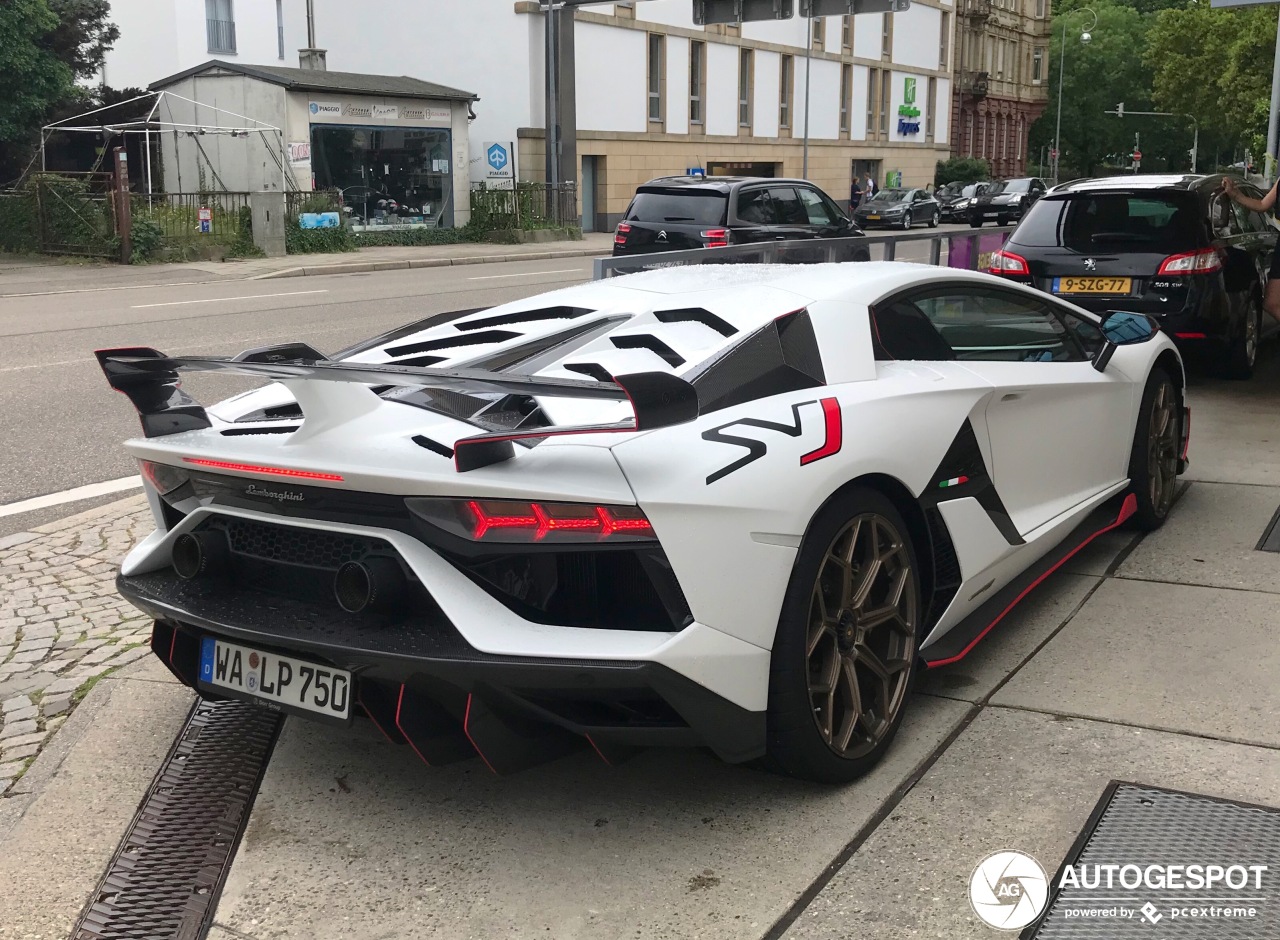 Lamborghini Aventador LP770-4 SVJ