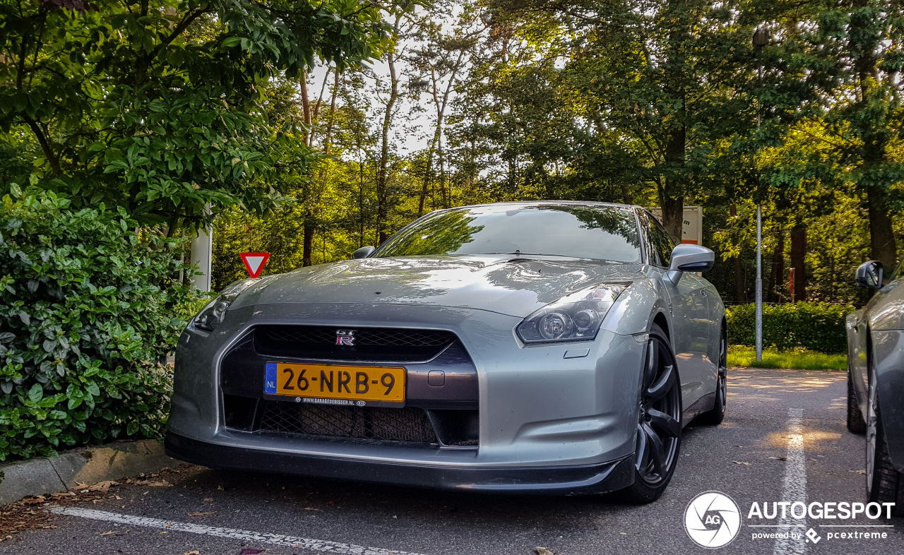 Nissan GT-R