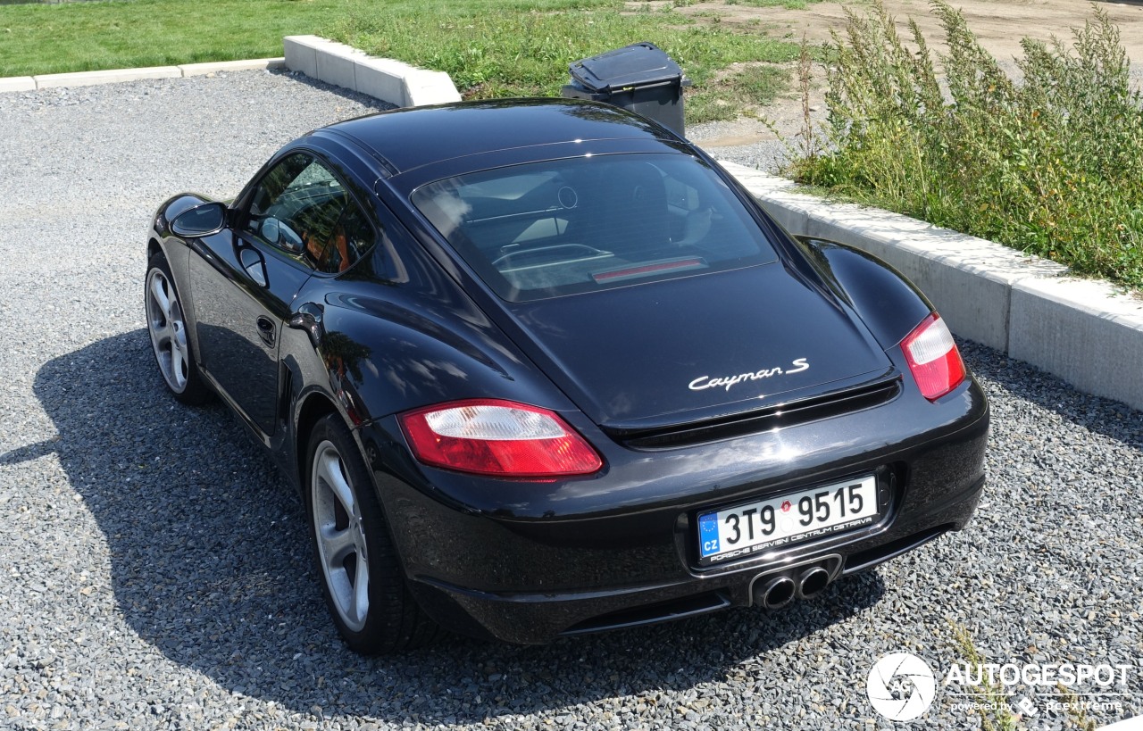 Porsche 987 Cayman S