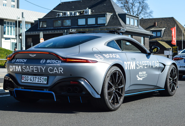 Aston Martin V8 Vantage 2018