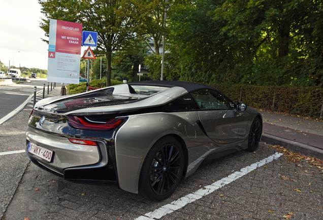 BMW i8 Roadster