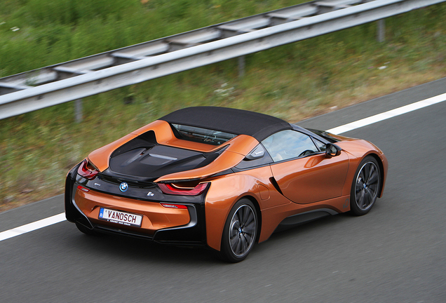 BMW i8 Roadster