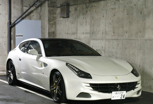 Ferrari FF