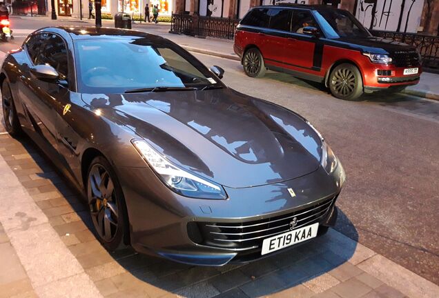 Ferrari GTC4Lusso T