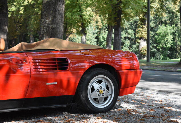 Ferrari Mondial T Cabriolet