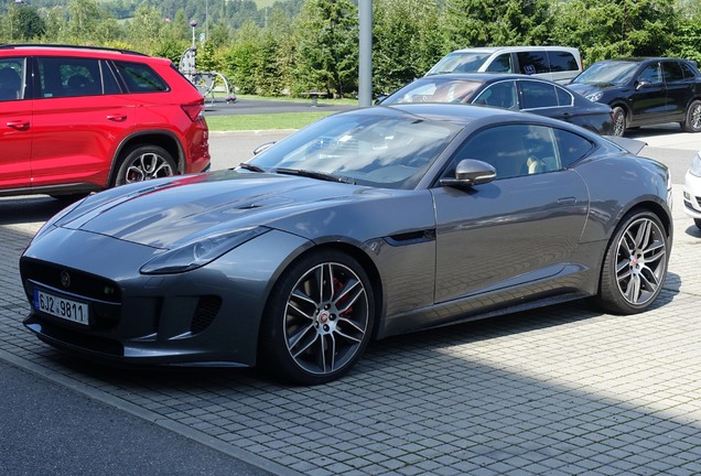 Jaguar F-TYPE R AWD Coupé