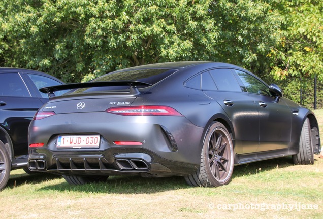 Mercedes-AMG GT 63 S X290