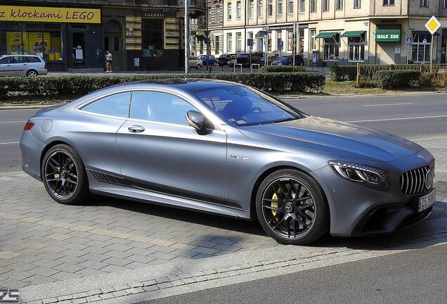 Mercedes-AMG S 63 Coupé C217 2018 Yellow Night Edition