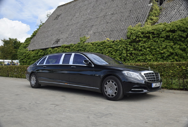 Mercedes-Maybach S 600 Pullman VV222