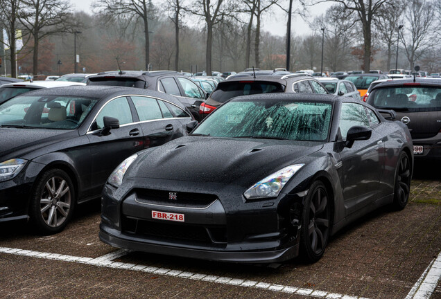 Nissan GT-R