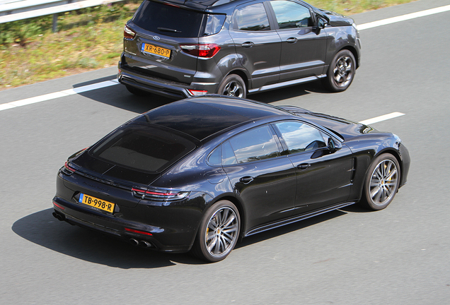 Porsche 971 Panamera Turbo S E-Hybrid Executive