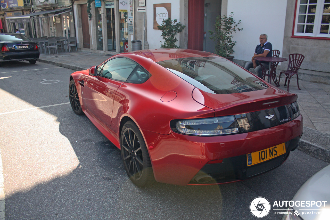 Aston Martin V12 Vantage S