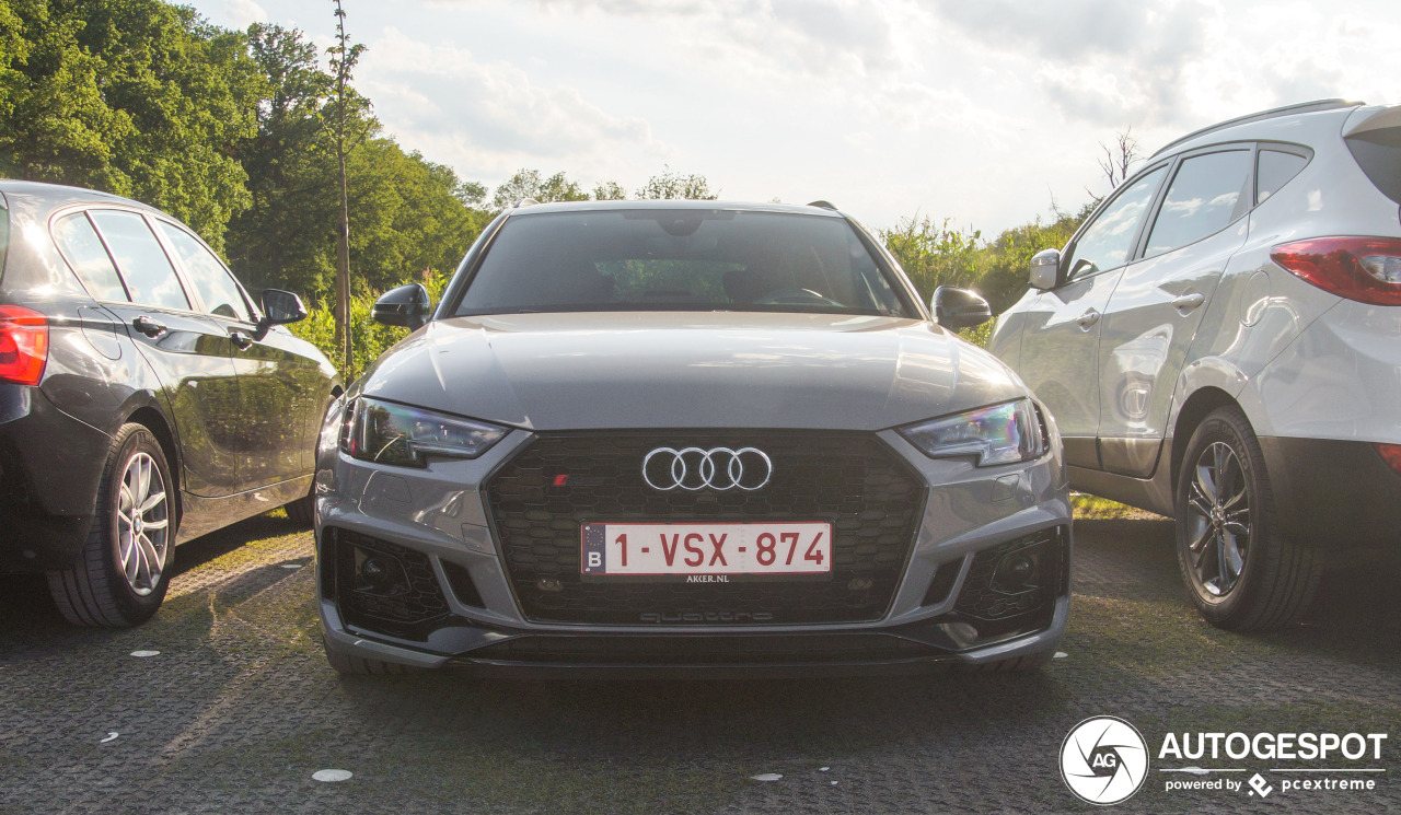 Audi RS4 Avant B9