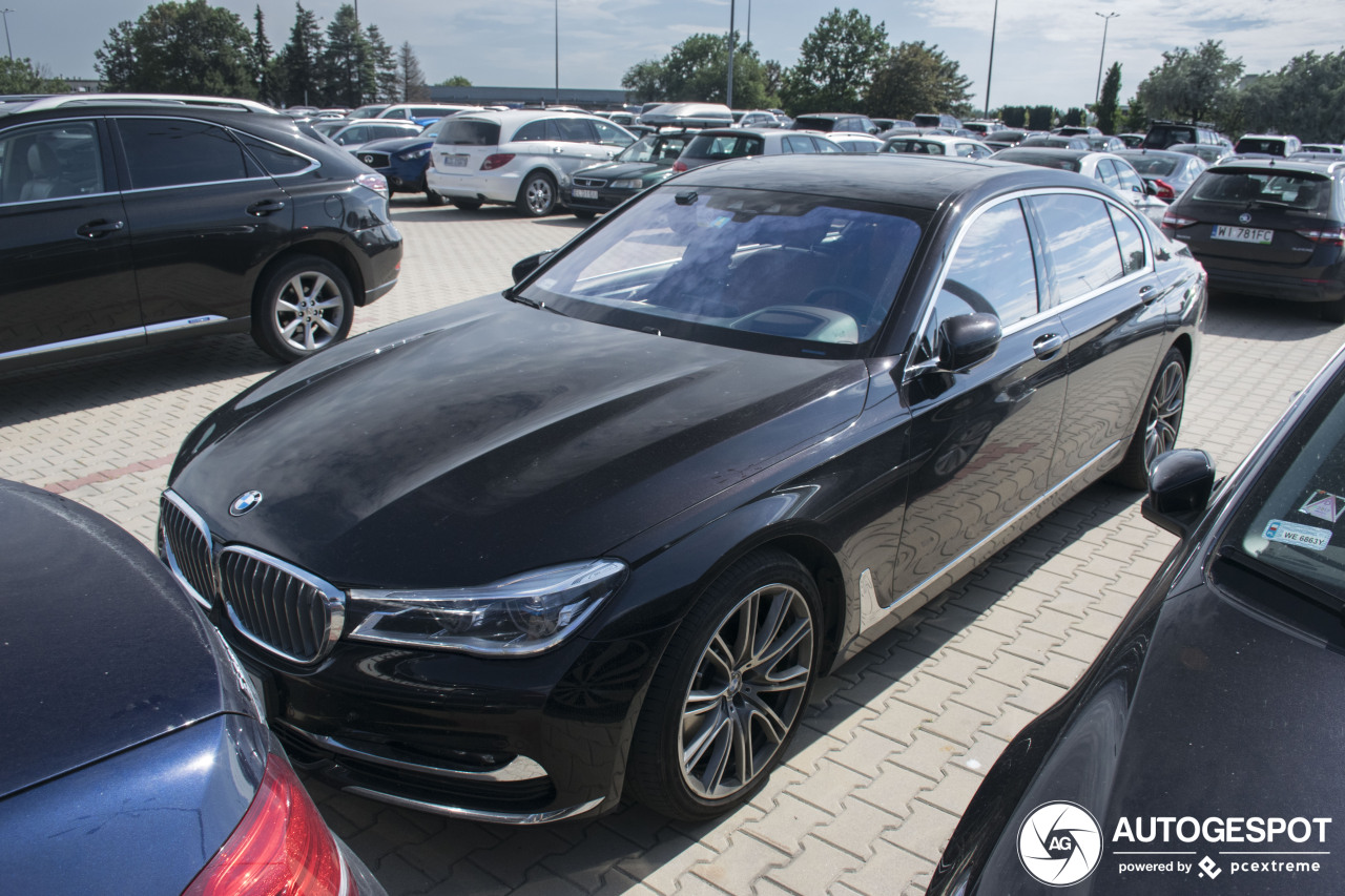 BMW M760Li xDrive