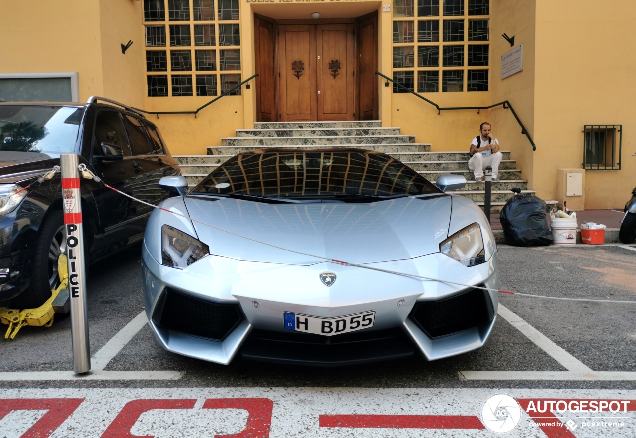 Lamborghini Aventador LP700-4 Roadster