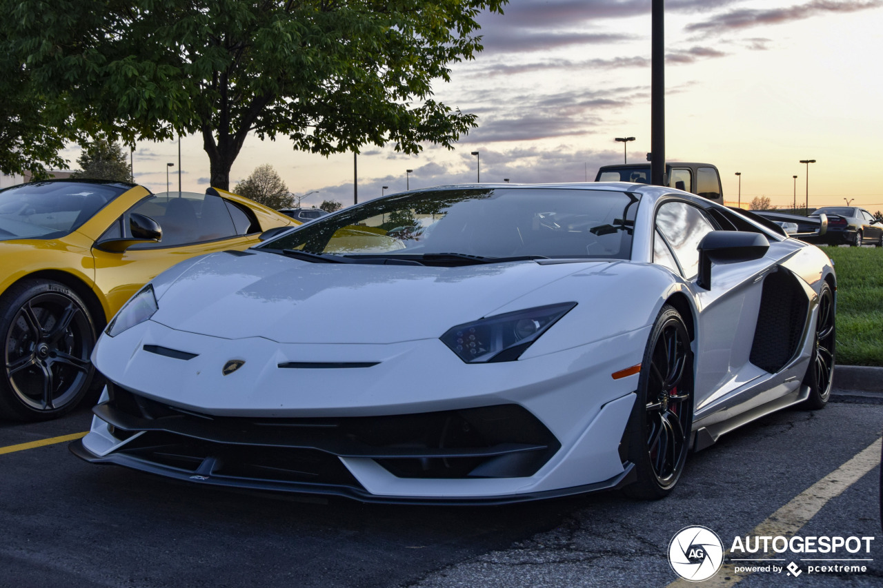 Lamborghini Aventador LP770-4 SVJ