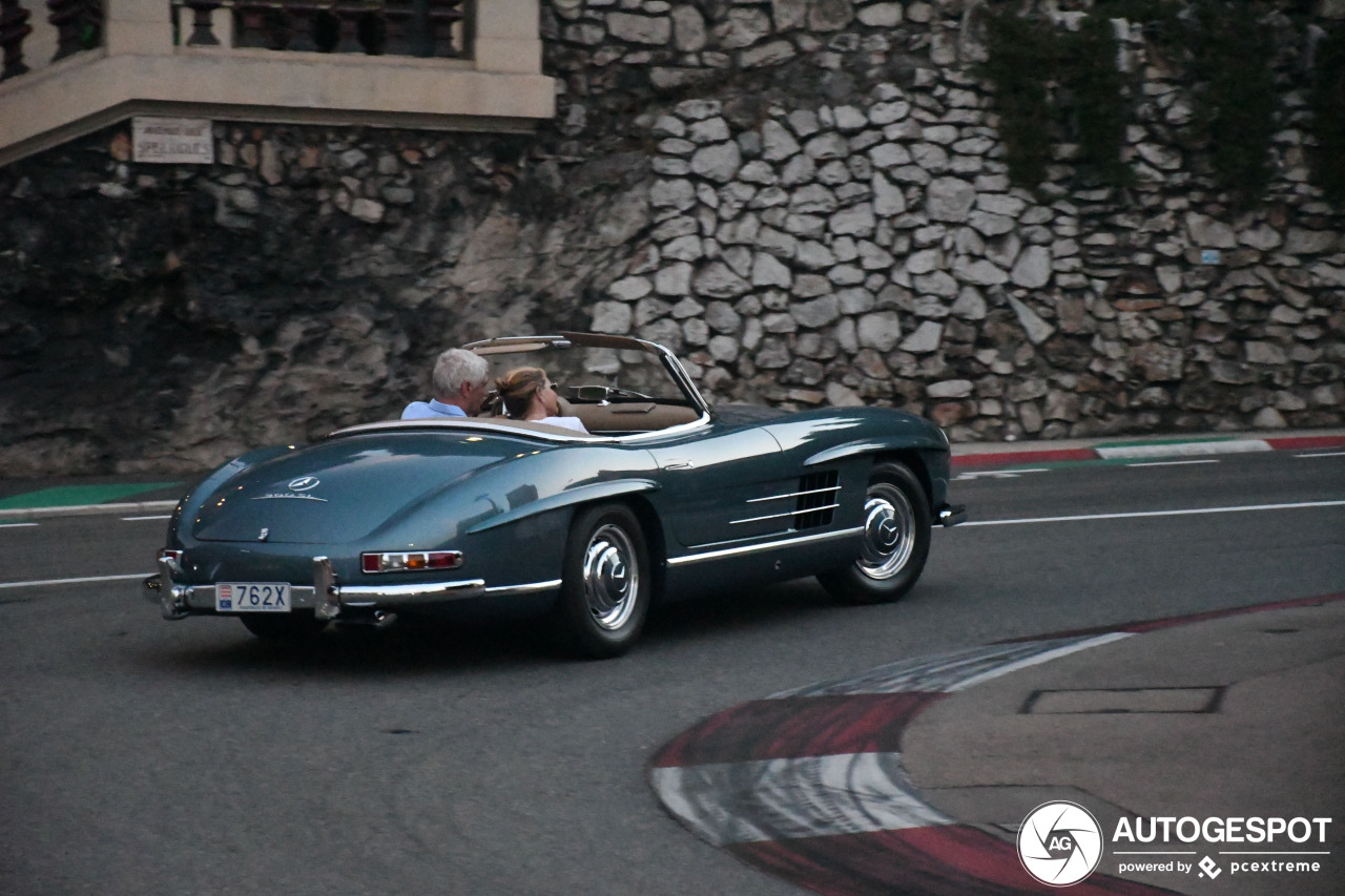 Mercedes-Benz 300SL Roadster