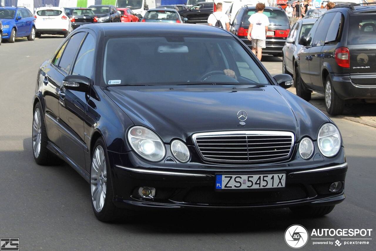 Mercedes-Benz E 55 AMG