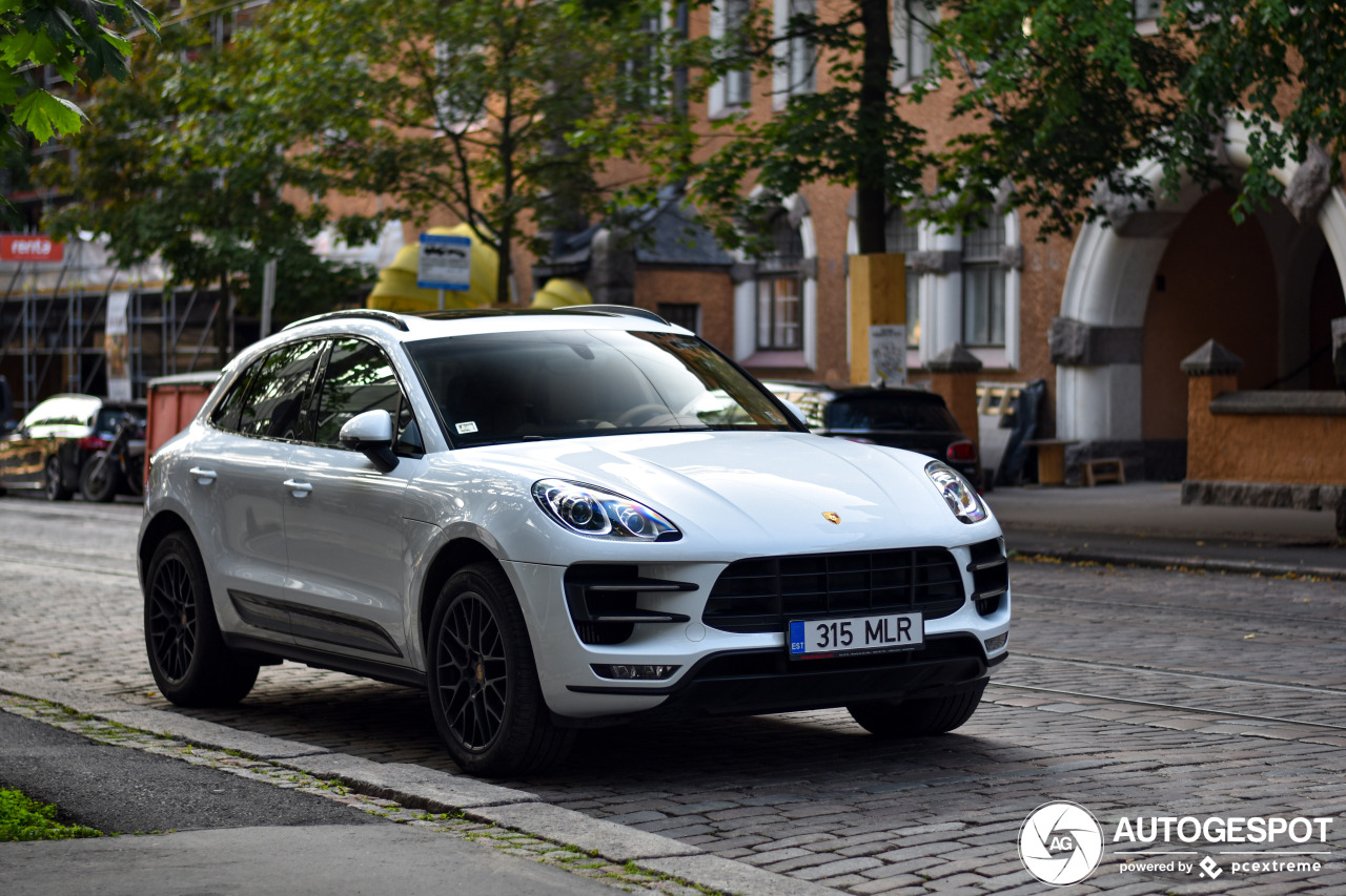 Porsche 95B Macan Turbo