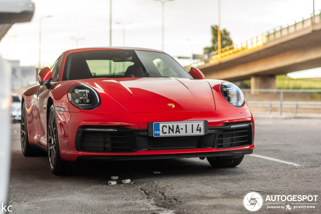 Porsche 992 Carrera 4S