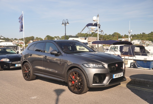 Jaguar F-PACE SVR