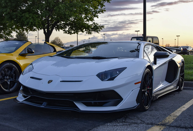 Lamborghini Aventador LP770-4 SVJ