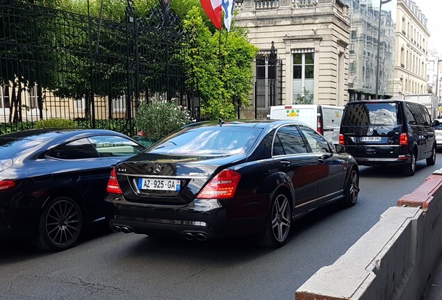 Mercedes-Benz S 63 AMG W221 2010