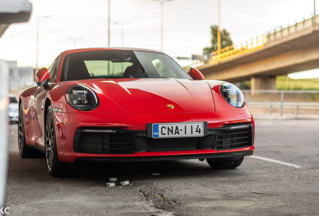 Porsche 992 Carrera 4S