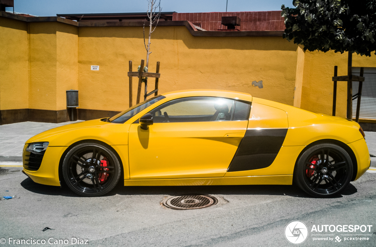 Audi R8