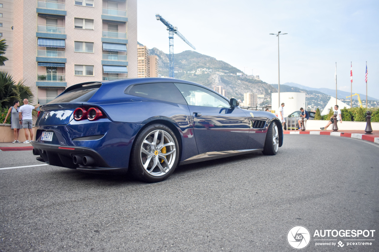 Ferrari GTC4Lusso T