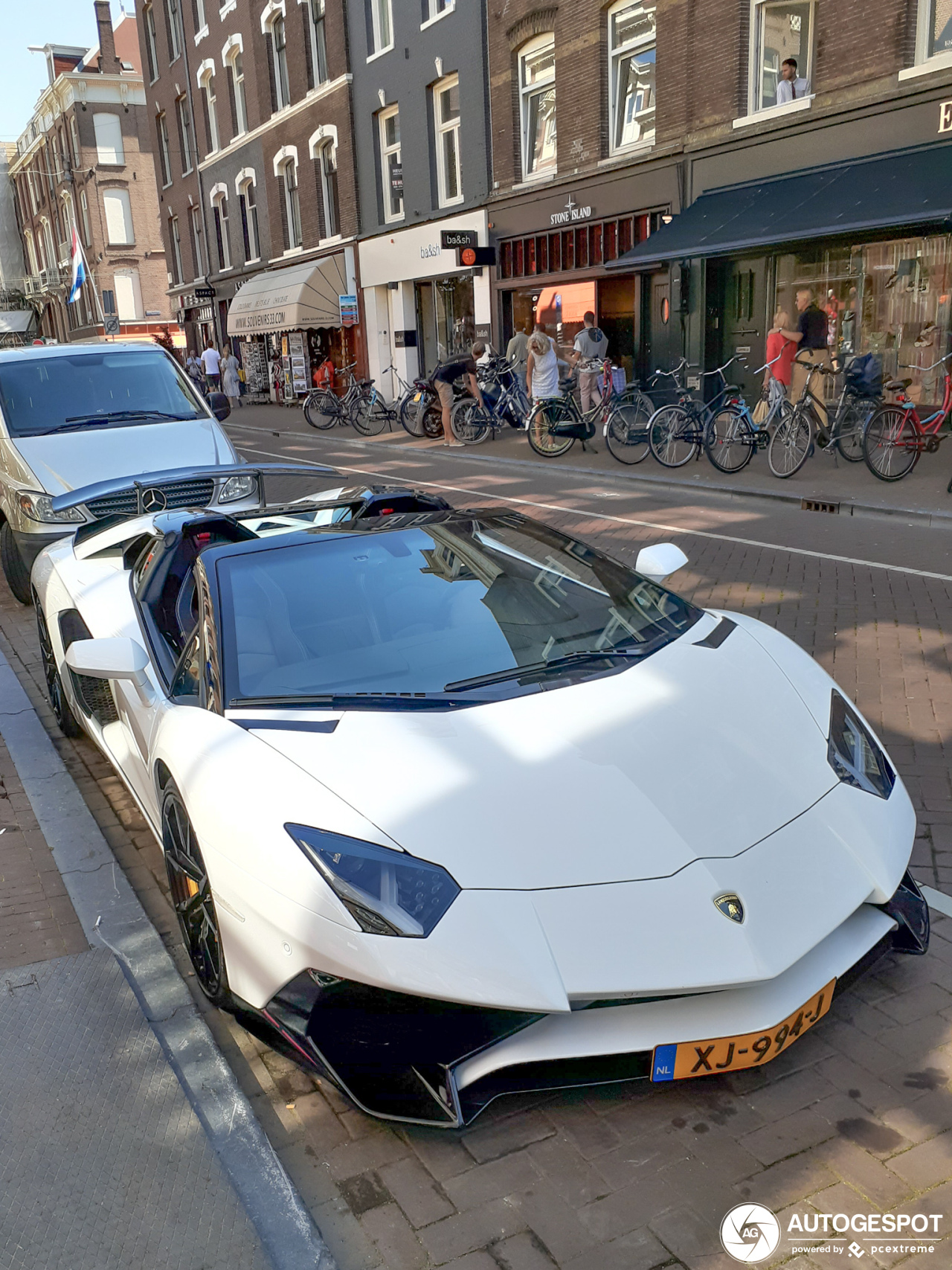 Lamborghini Aventador LP700-4 Roadster