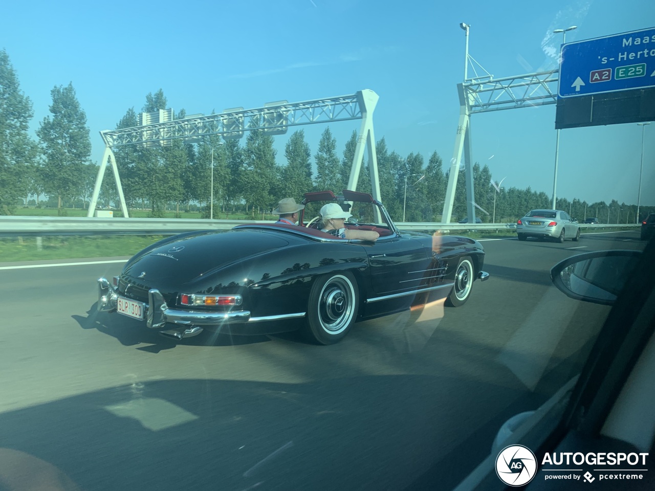 Mercedes-Benz 300SL Roadster