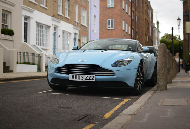 Aston Martin DB11