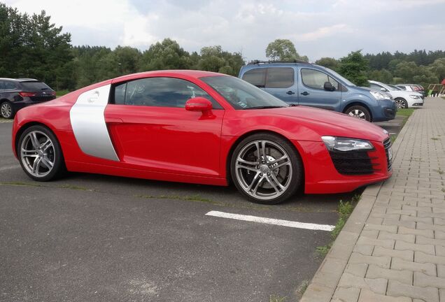 Audi R8