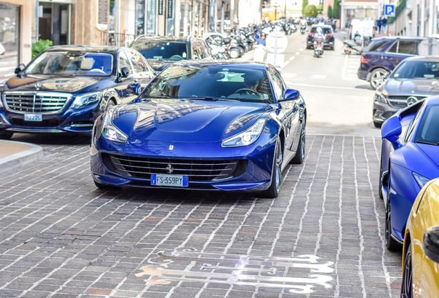 Ferrari GTC4Lusso