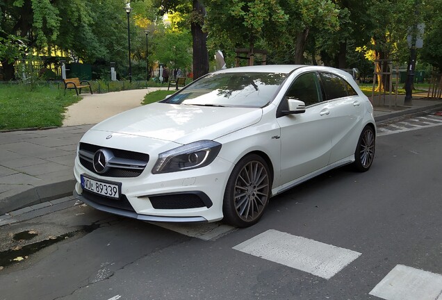 Mercedes-Benz A 45 AMG