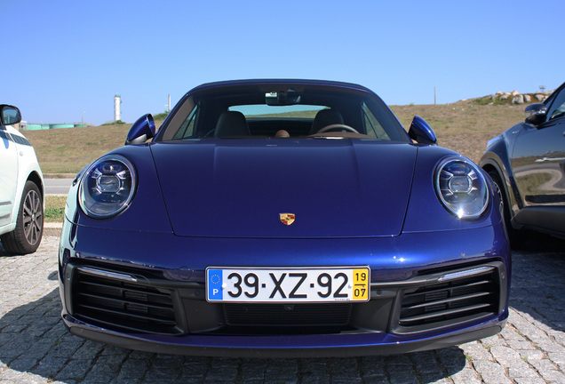 Porsche 992 Carrera 4S Cabriolet