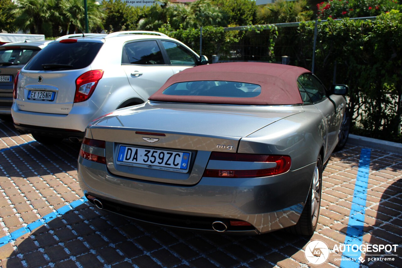 Aston Martin DB9 Volante