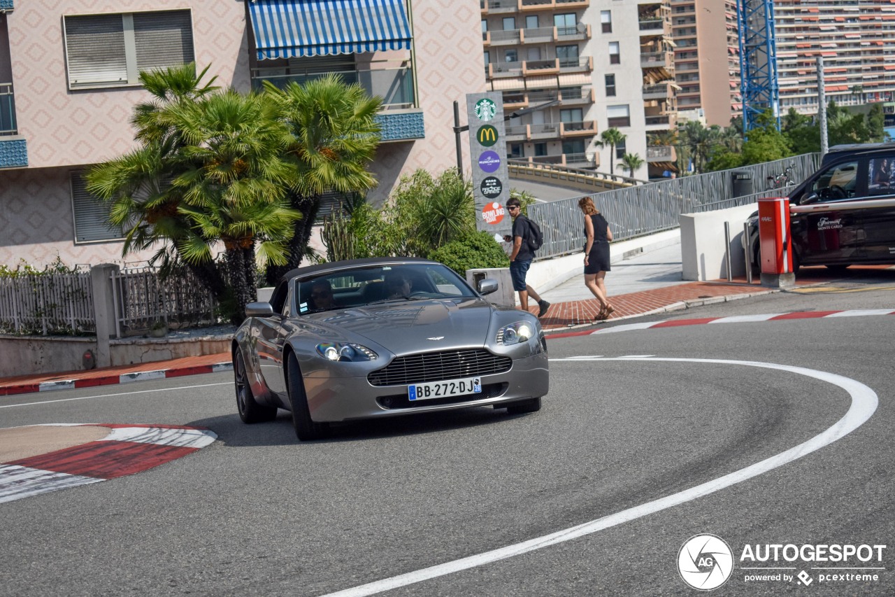 Aston Martin V8 Vantage Roadster