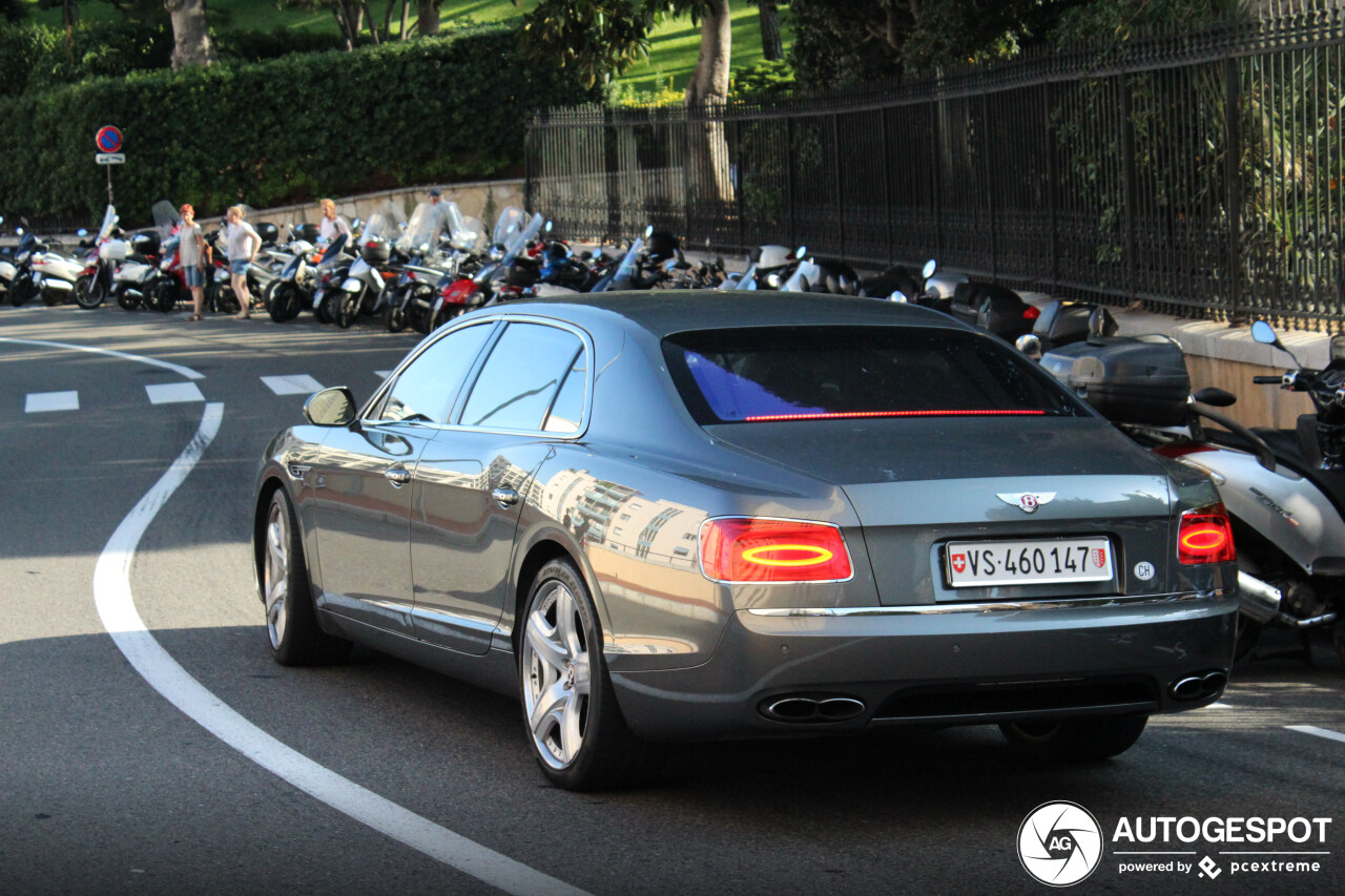 Bentley Flying Spur V8